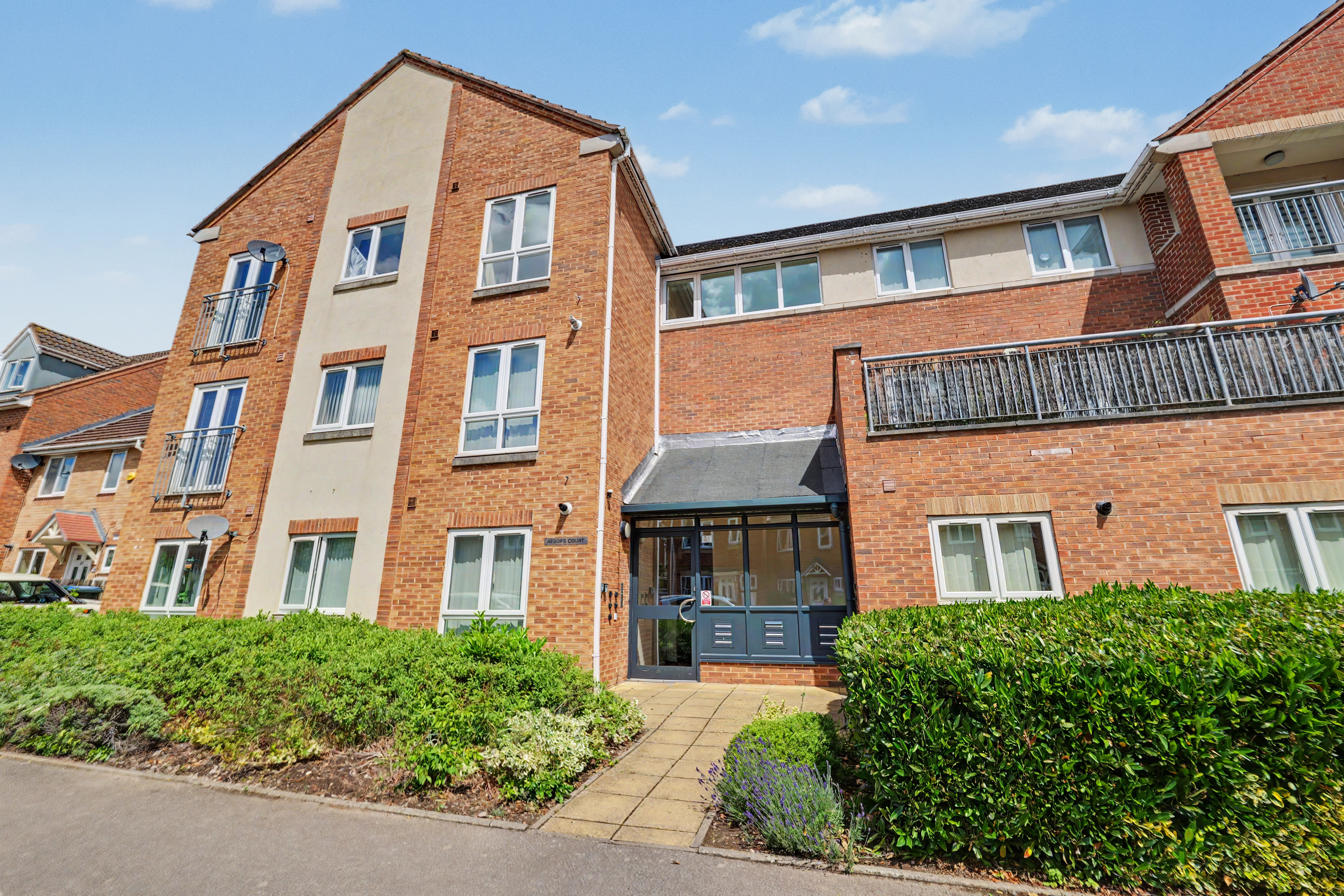 2 bedroom flat for sale, Aesops Court, Coventry, CV2