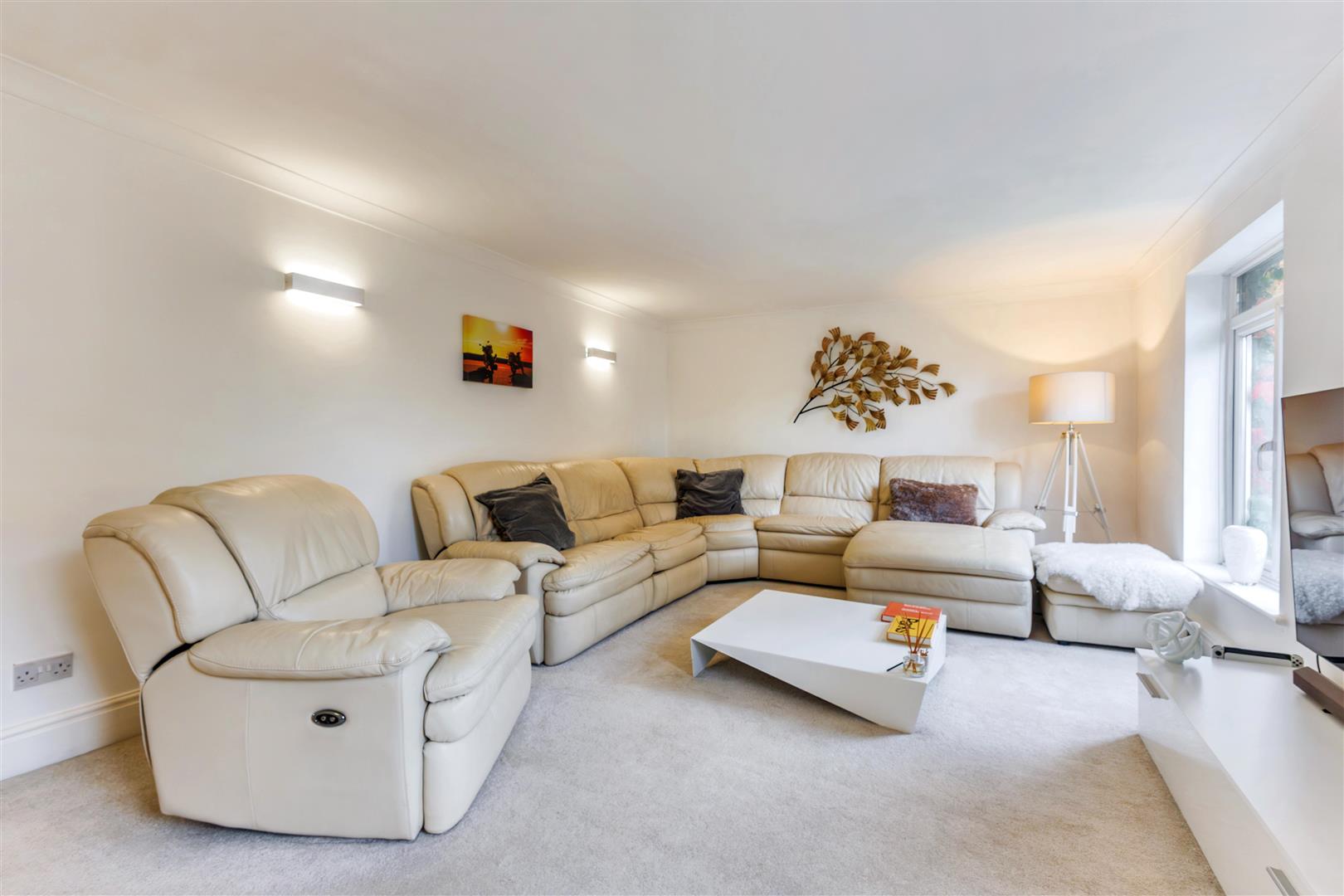 2 bedroom apartment for sale, Staple Hill House Staple Hill, Warwick, CV35, photo 7 of 20