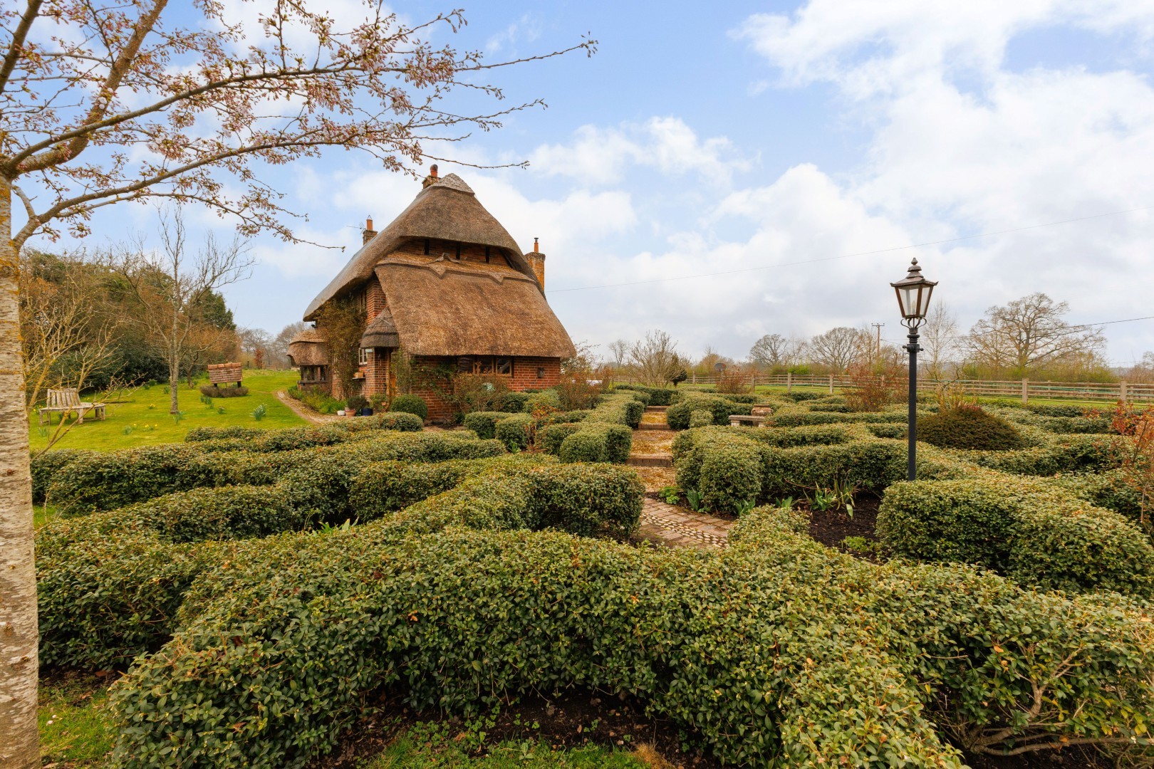 5 bedroom detached house for sale, Spradbray House, Thatcham, RG19