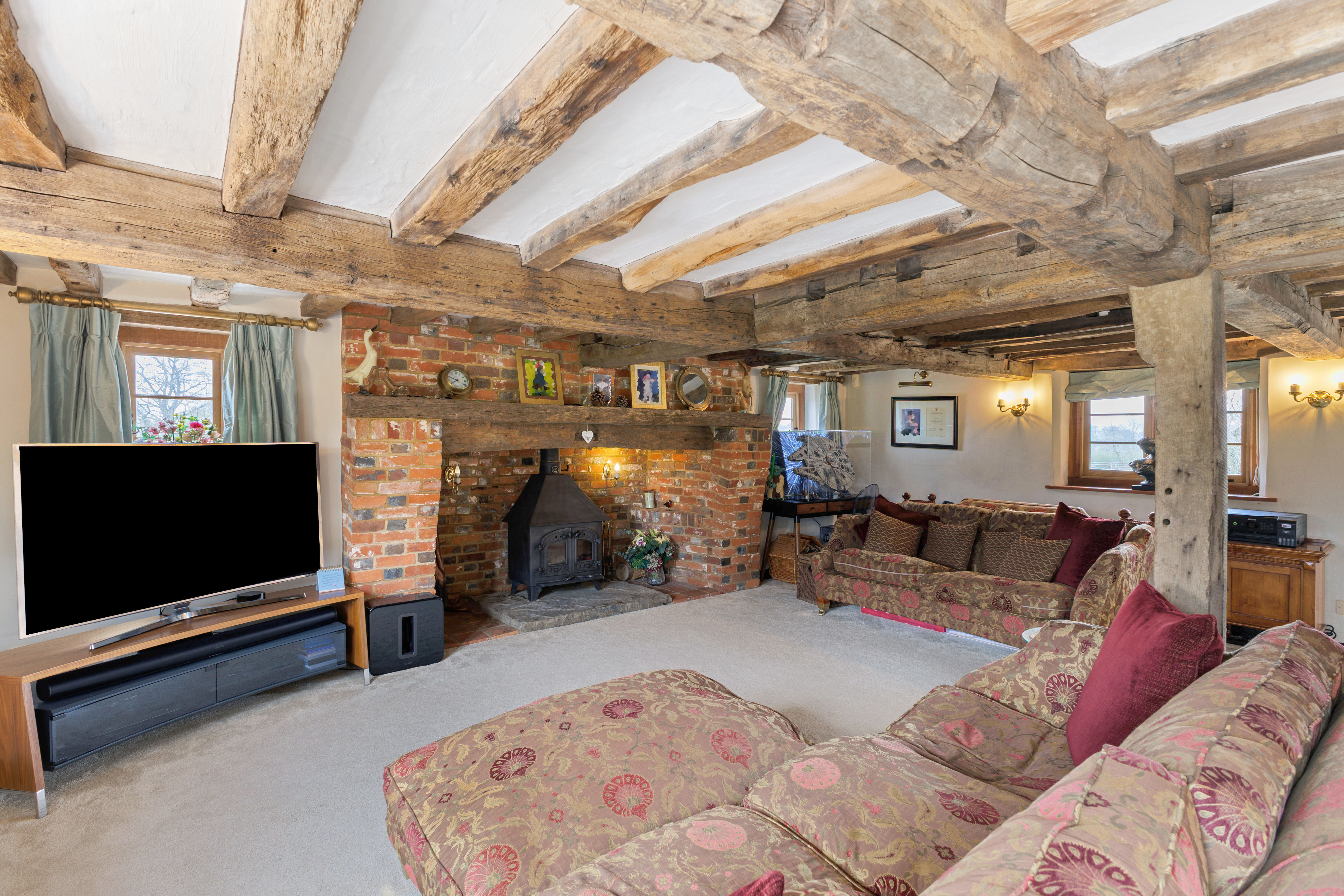 5 bedroom detached house for sale, Spradbray House, Thatcham, RG19