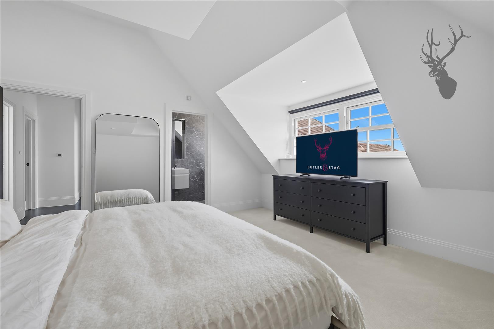 3 bedroom flat for sale, Manor Road, Chigwell, IG7, photo 18 of 20