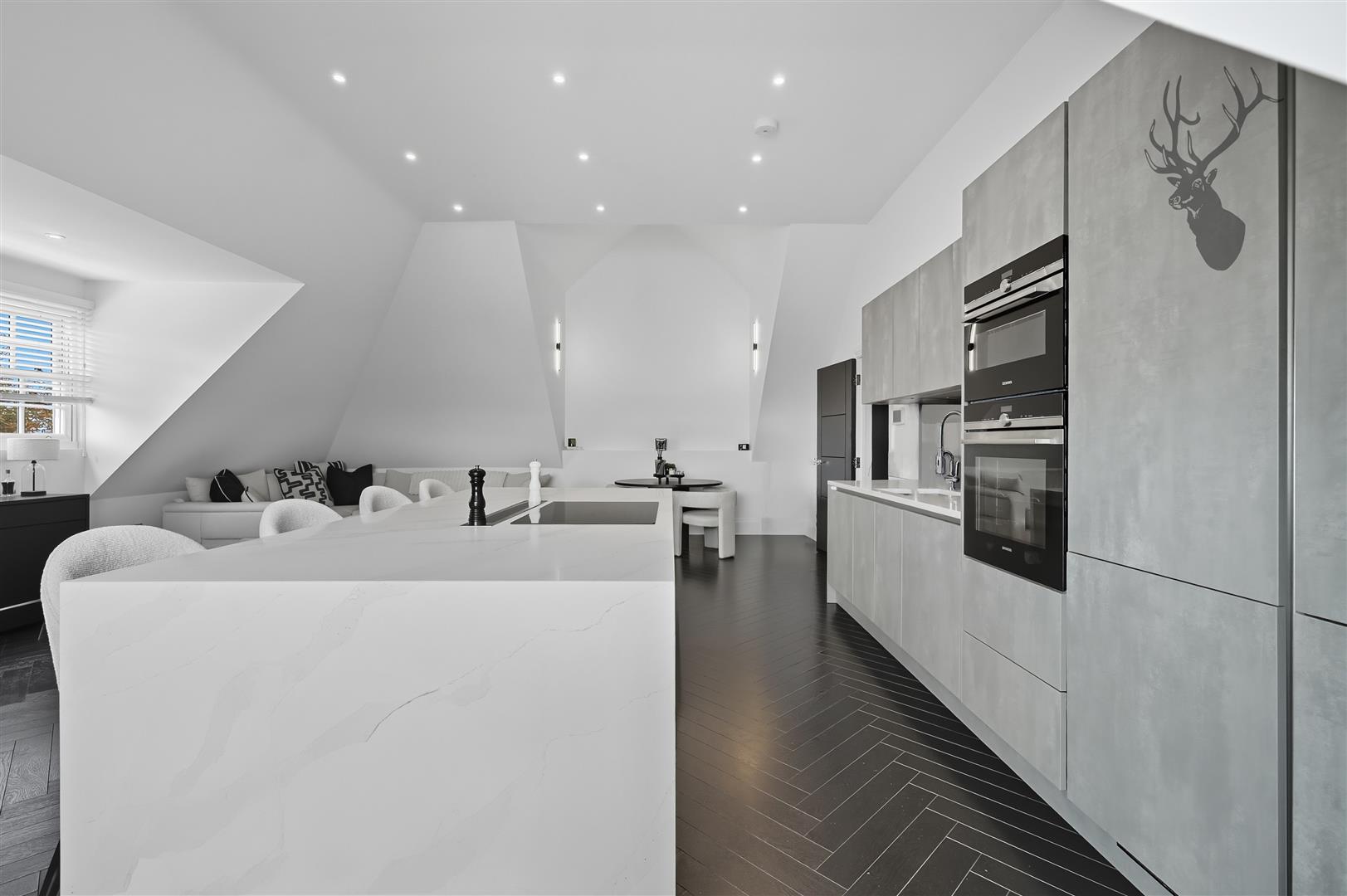 3 bedroom flat for sale, Manor Road, Chigwell, IG7, photo 4
