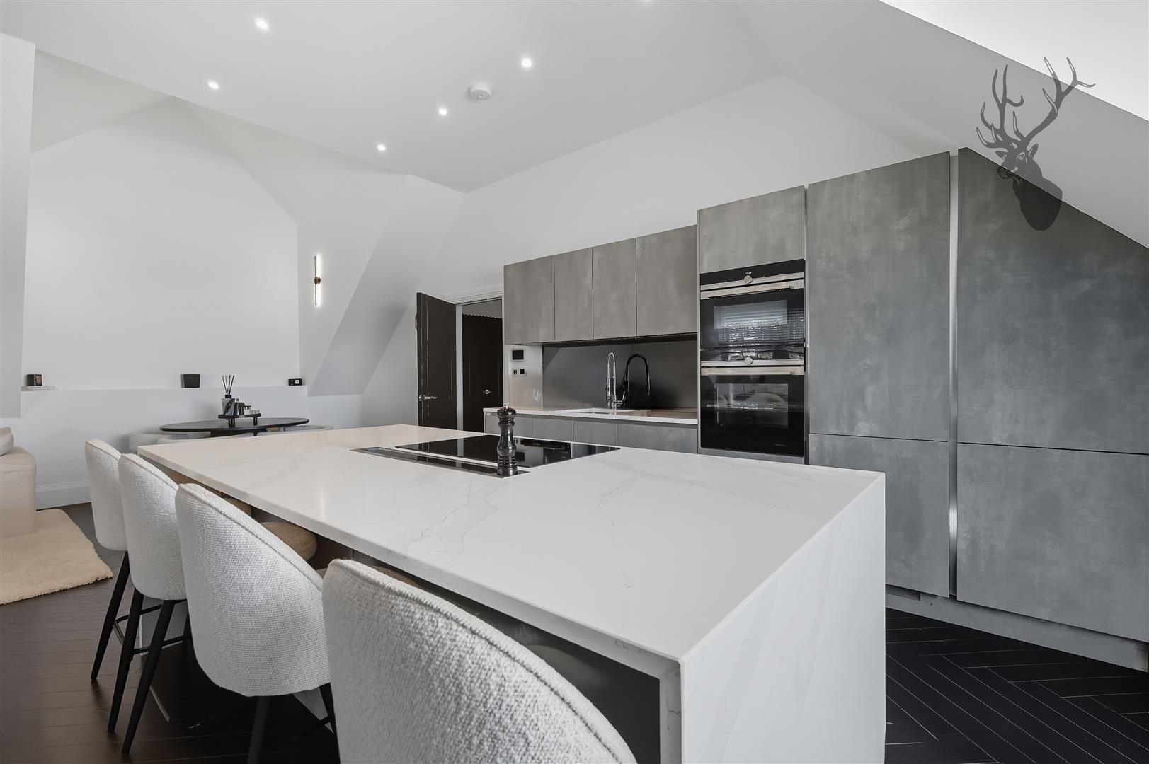 3 bedroom flat for sale, Manor Road, Chigwell, IG7, photo 8 of 20