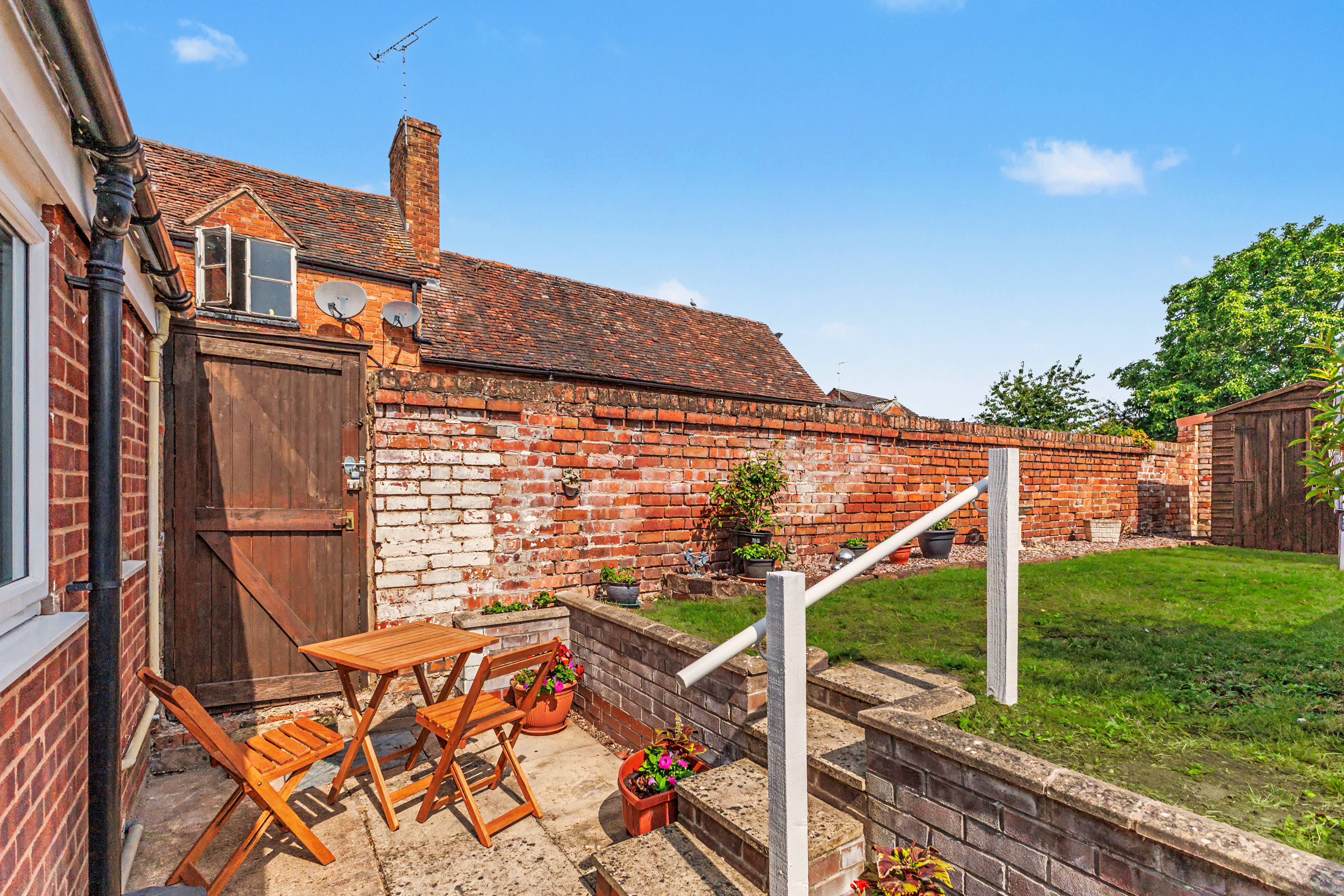 2 bedroom terraced house for sale, Newlands, Pershore, WR10