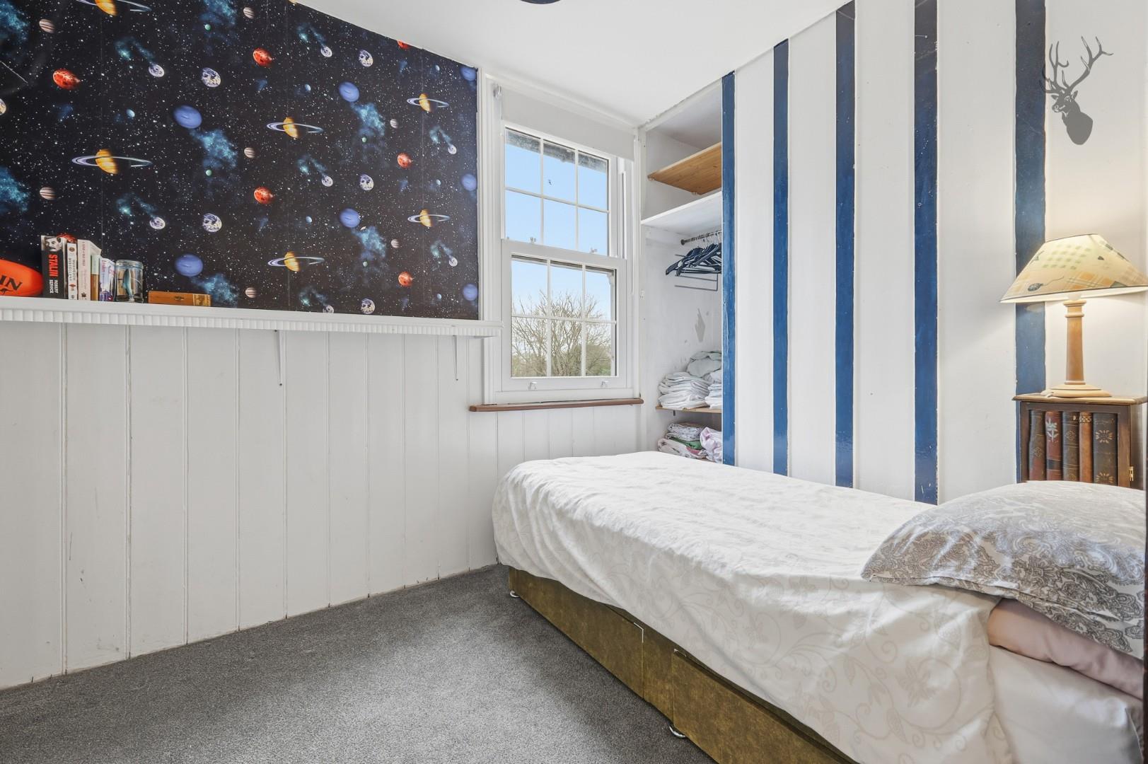 3 bedroom end of terrace house for sale, Lambourne Road, Chigwell, IG7, photo 17 of 20