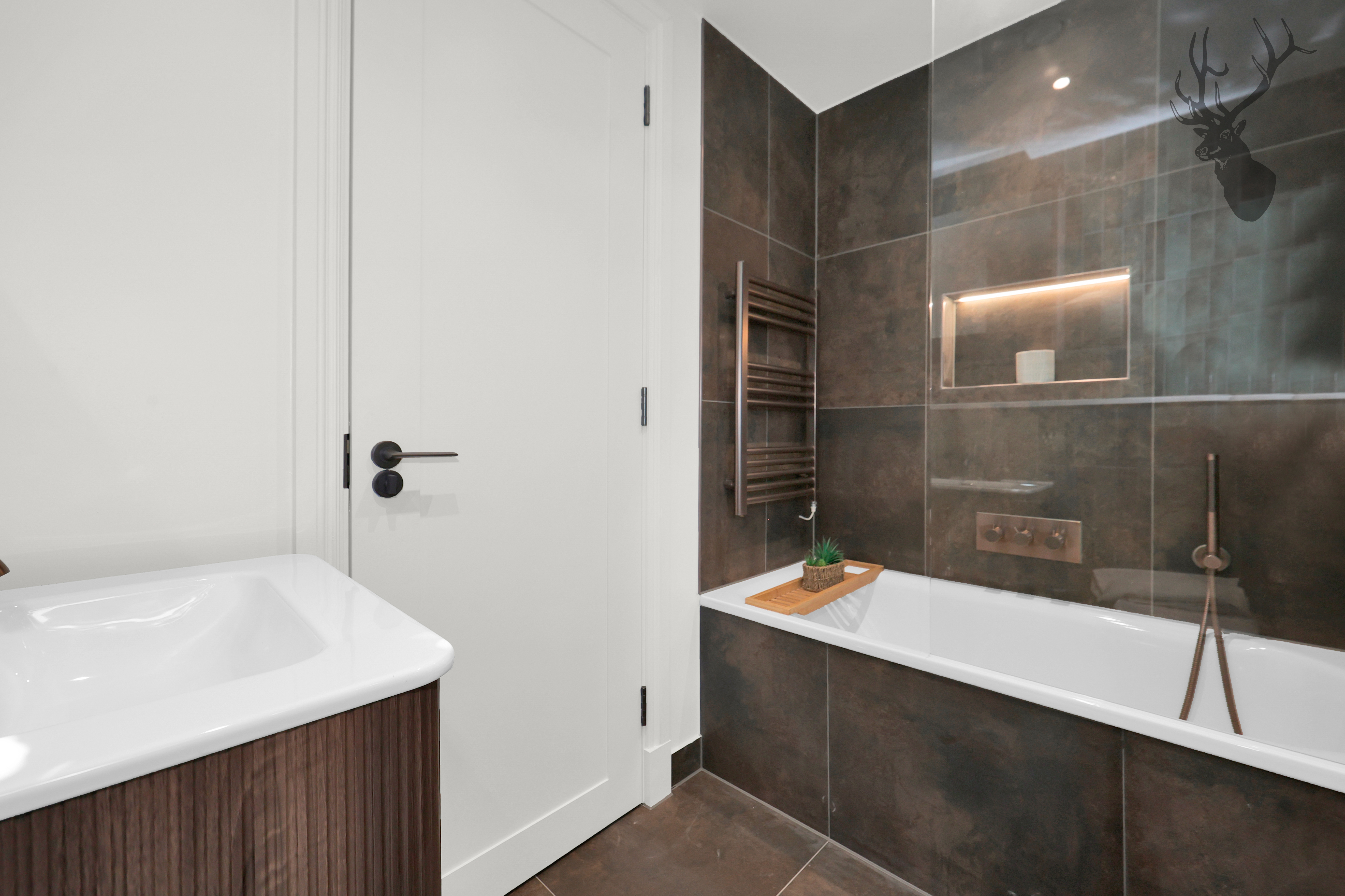 3 bedroom end of terrace house for sale, Morris Road, London, E14, photo 17 of 20