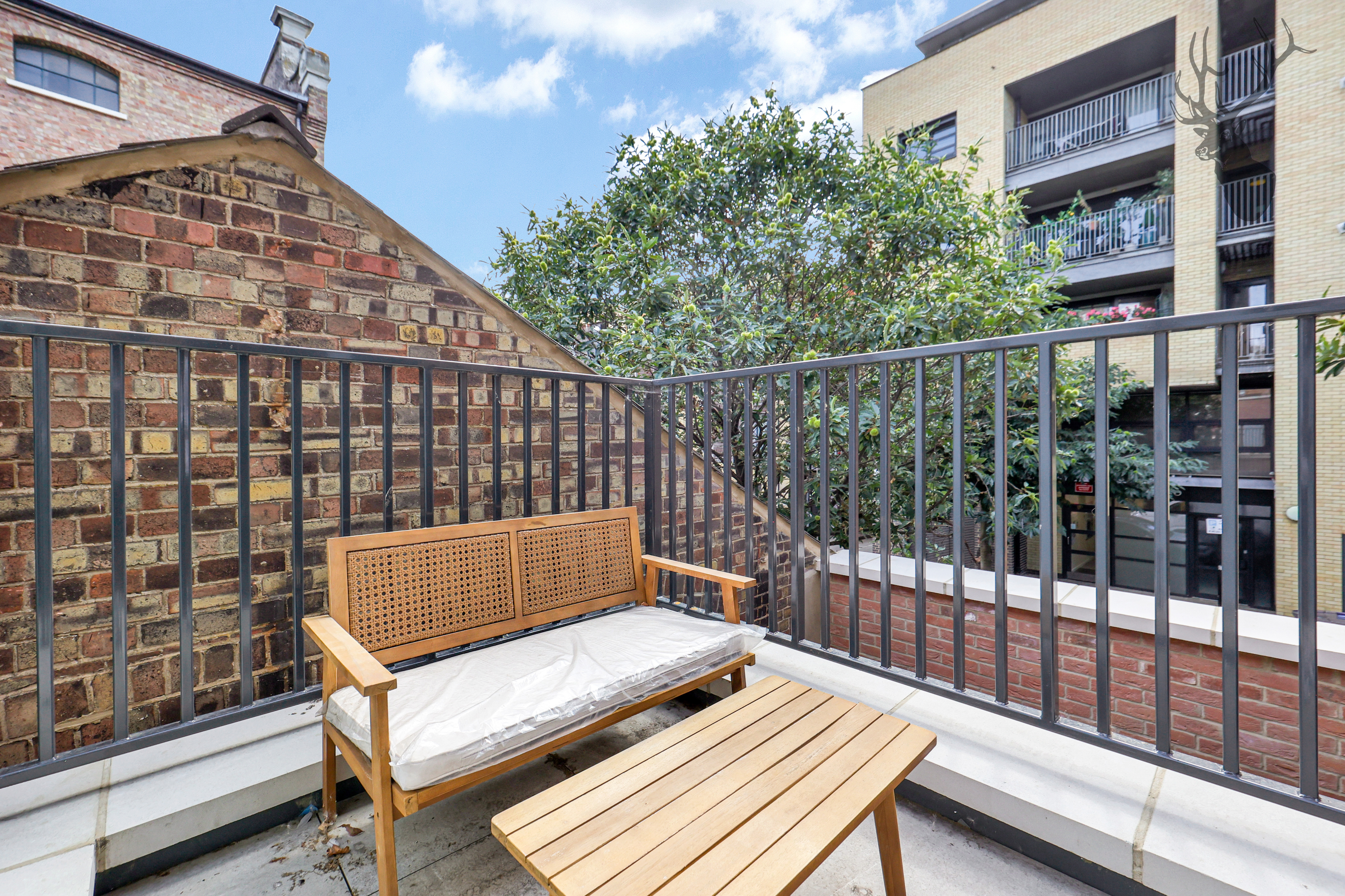 3 bedroom end of terrace house for sale, Morris Road, London, E14, photo 6 of 20