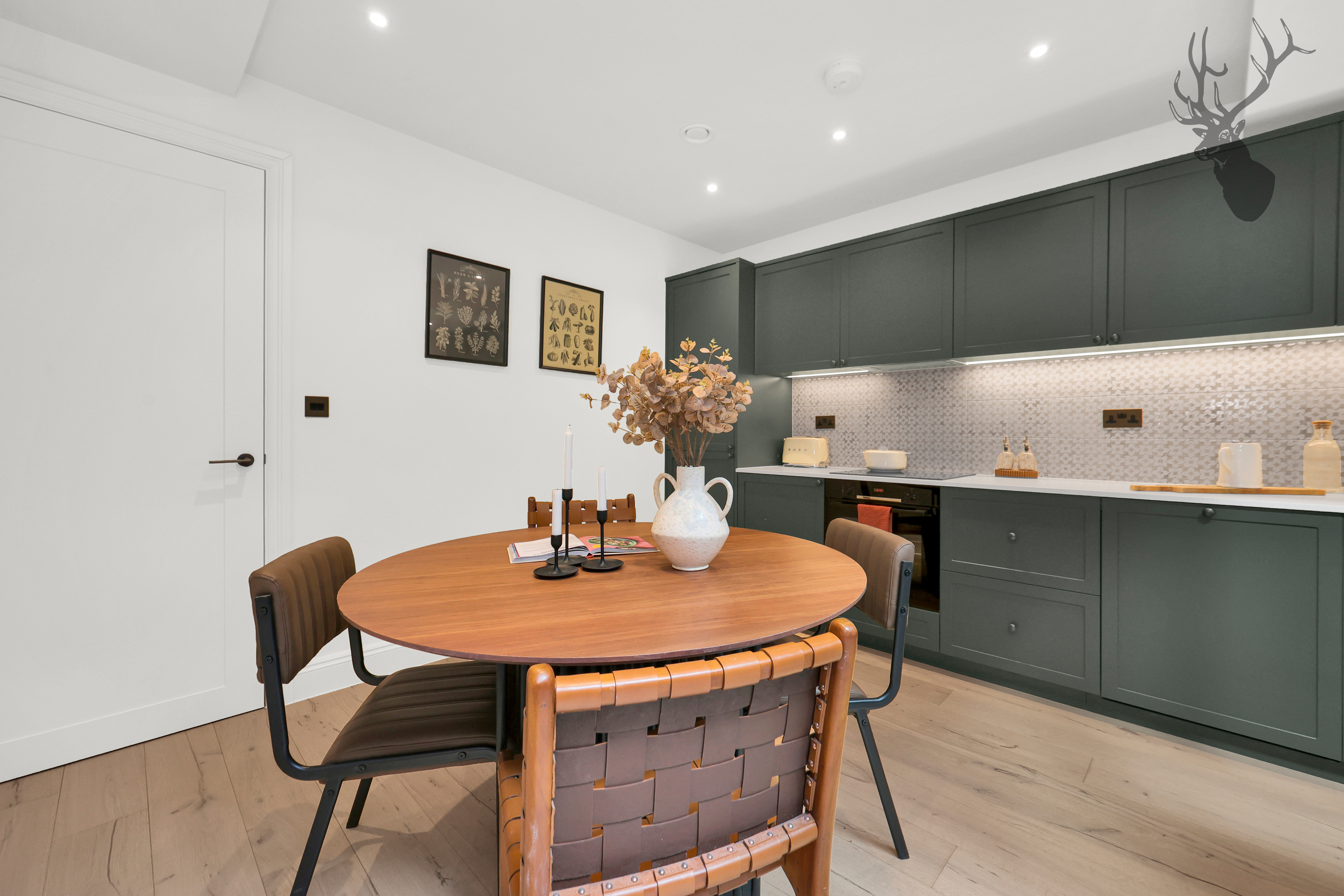 3 bedroom end of terrace house for sale, Morris Road, London, E14, photo 8 of 20