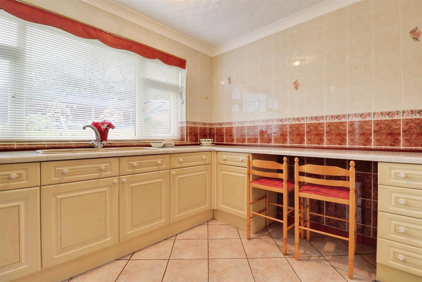 2 bedroom house for sale, Mow Cop Road, Stoke-On-Trent, ST7, photo 3