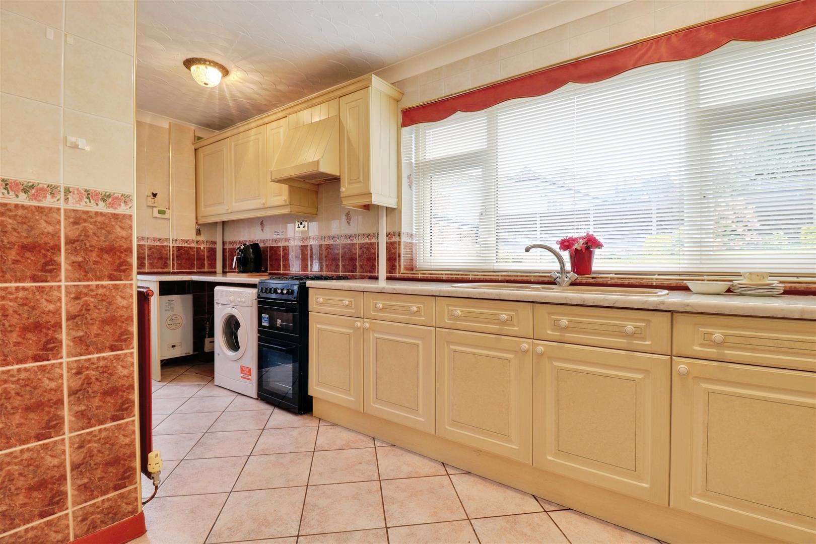 2 bedroom house for sale, Mow Cop Road, Stoke-On-Trent, ST7, photo 4