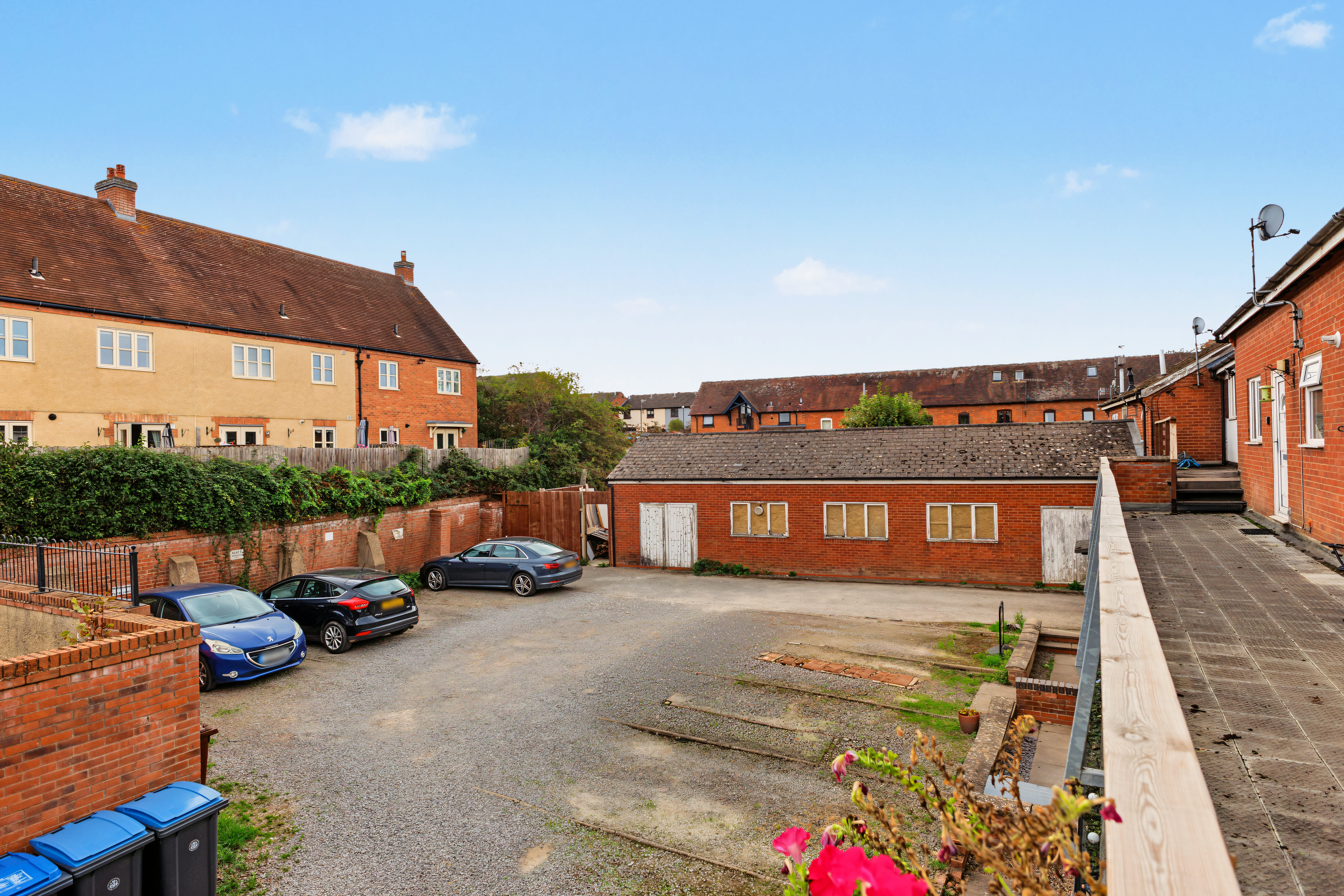 2 bedroom flat for sale, Saxon Court High Street, Alcester, B50