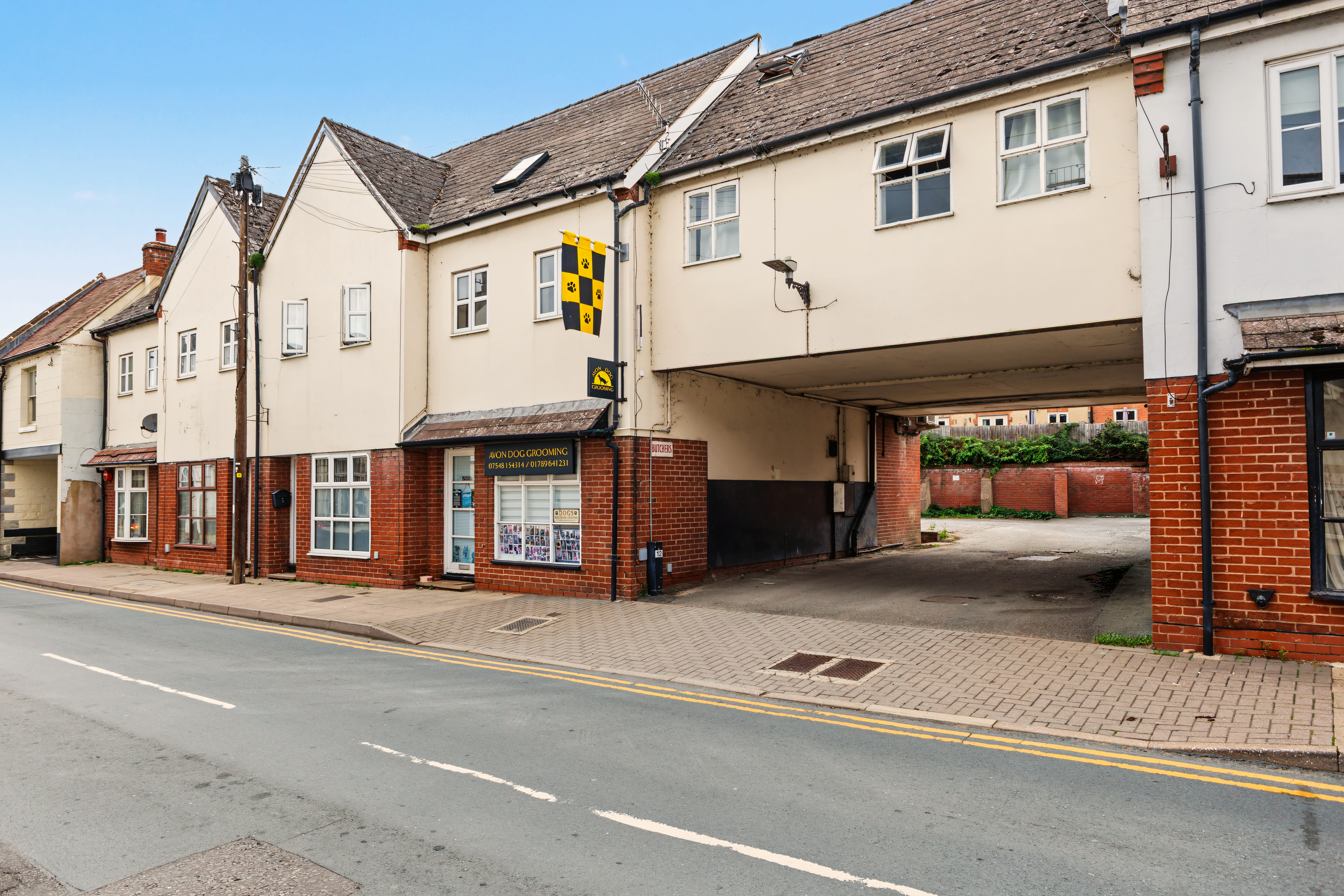 2 bedroom flat for sale, Saxon Court High Street, Alcester, B50