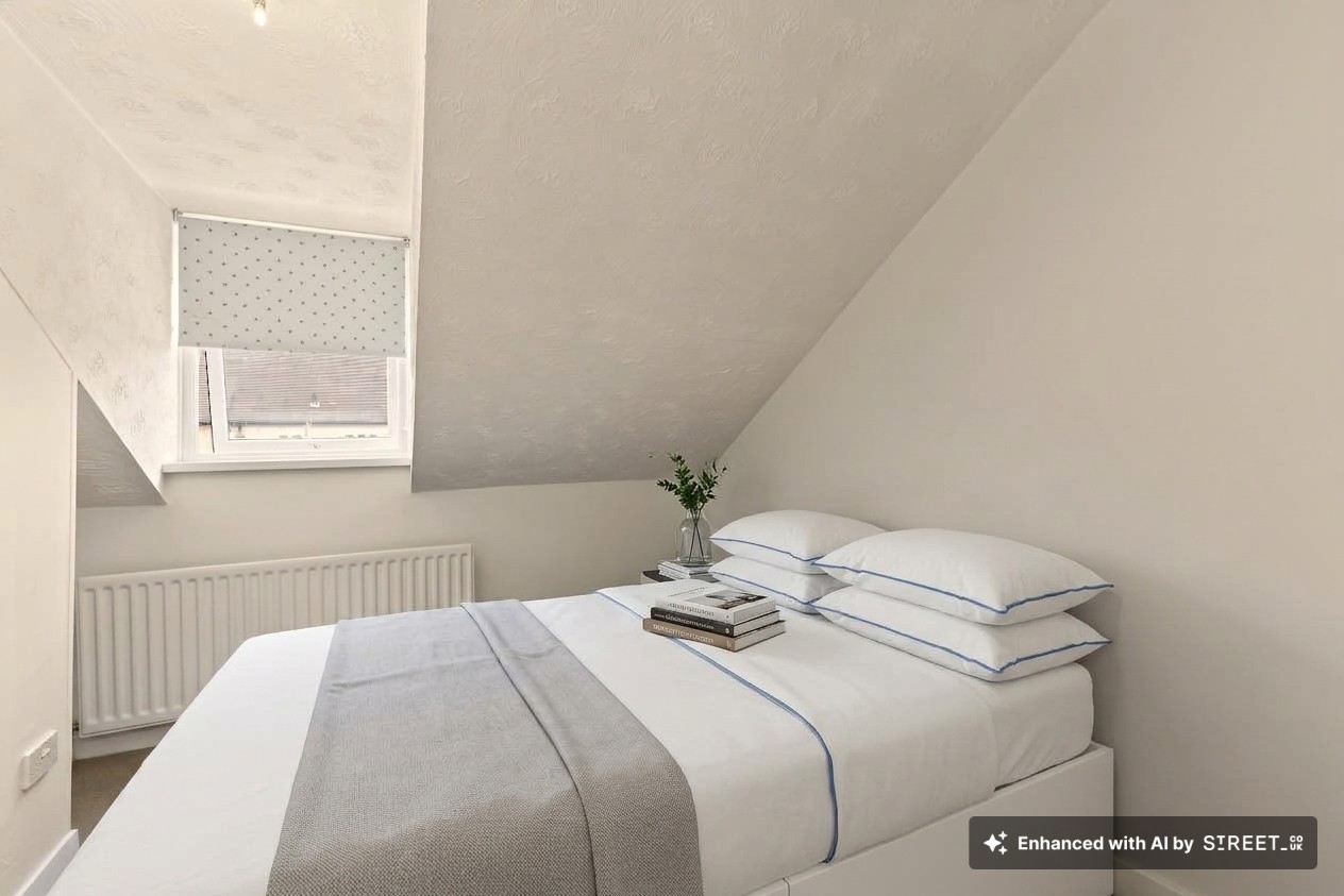2 bedroom flat for sale, Saxon Court High Street, Alcester, B50