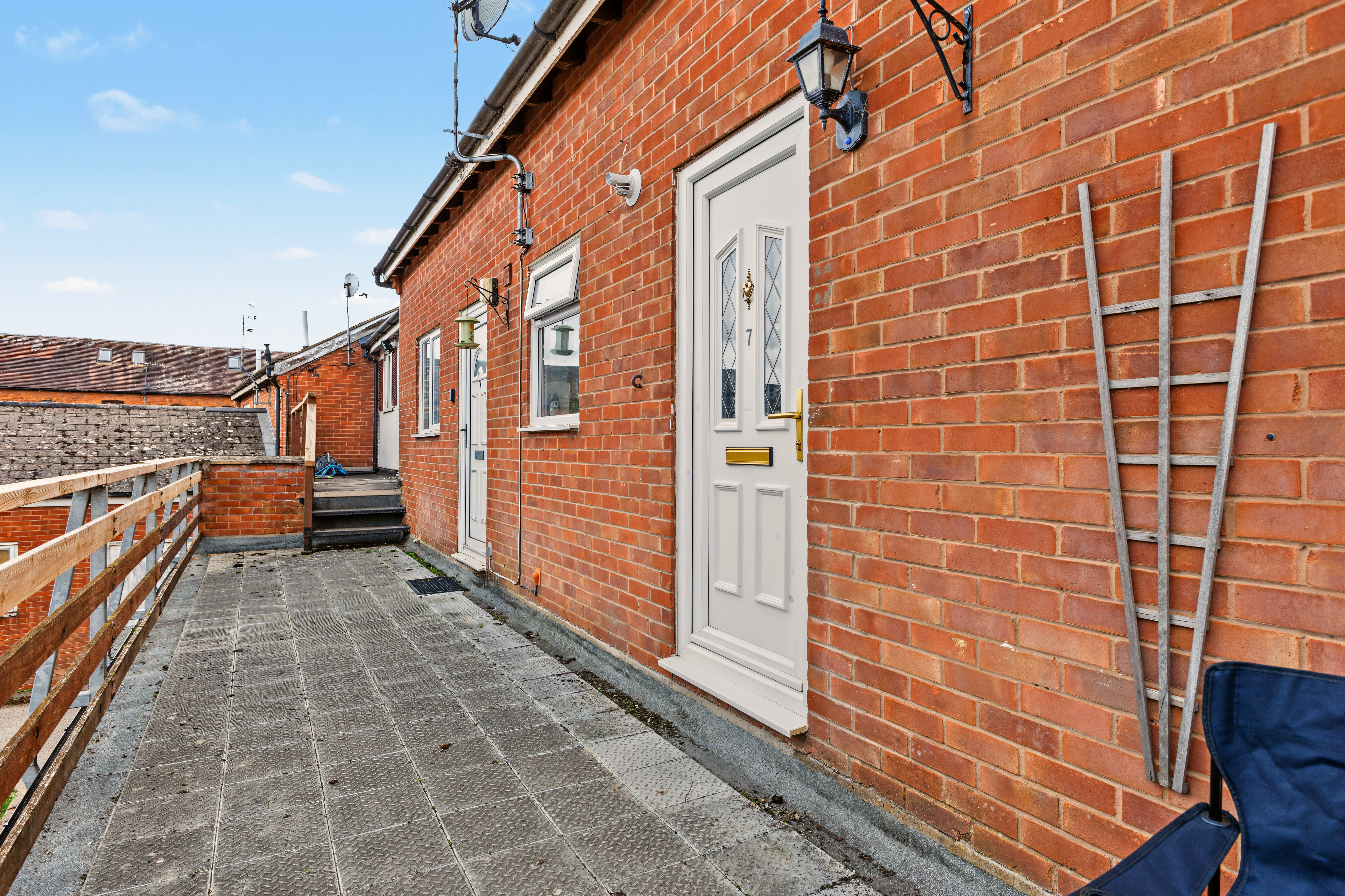2 bedroom flat for sale, Saxon Court High Street, Alcester, B50