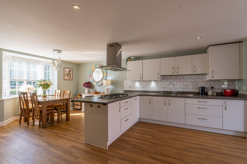4 bedroom for sale, Tolme Way, Andover, SP11, photo 3