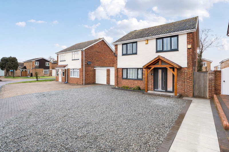 4 bedroom for sale, The Finches, Sittingbourne, ME10