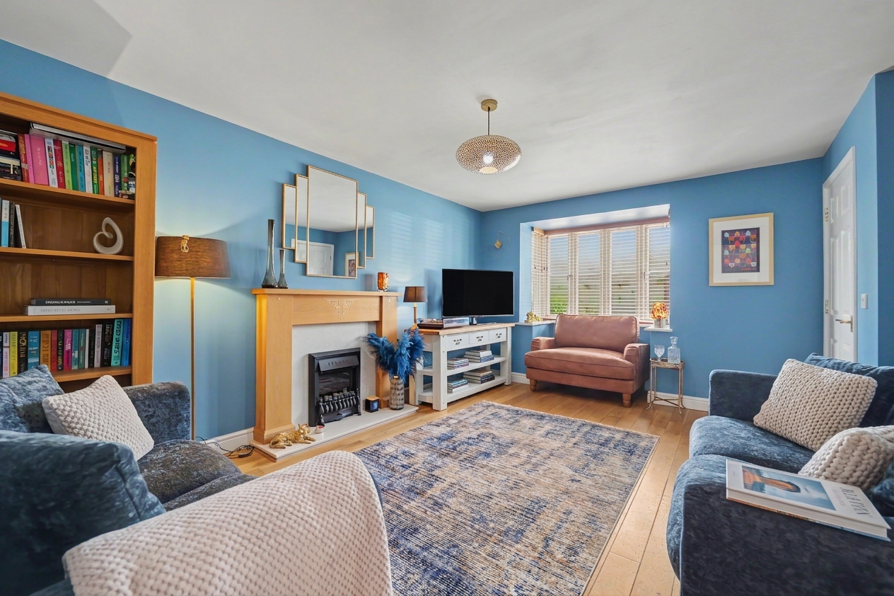 3 bedroom semi detached house for sale, Weare Close, Leicester, LE7