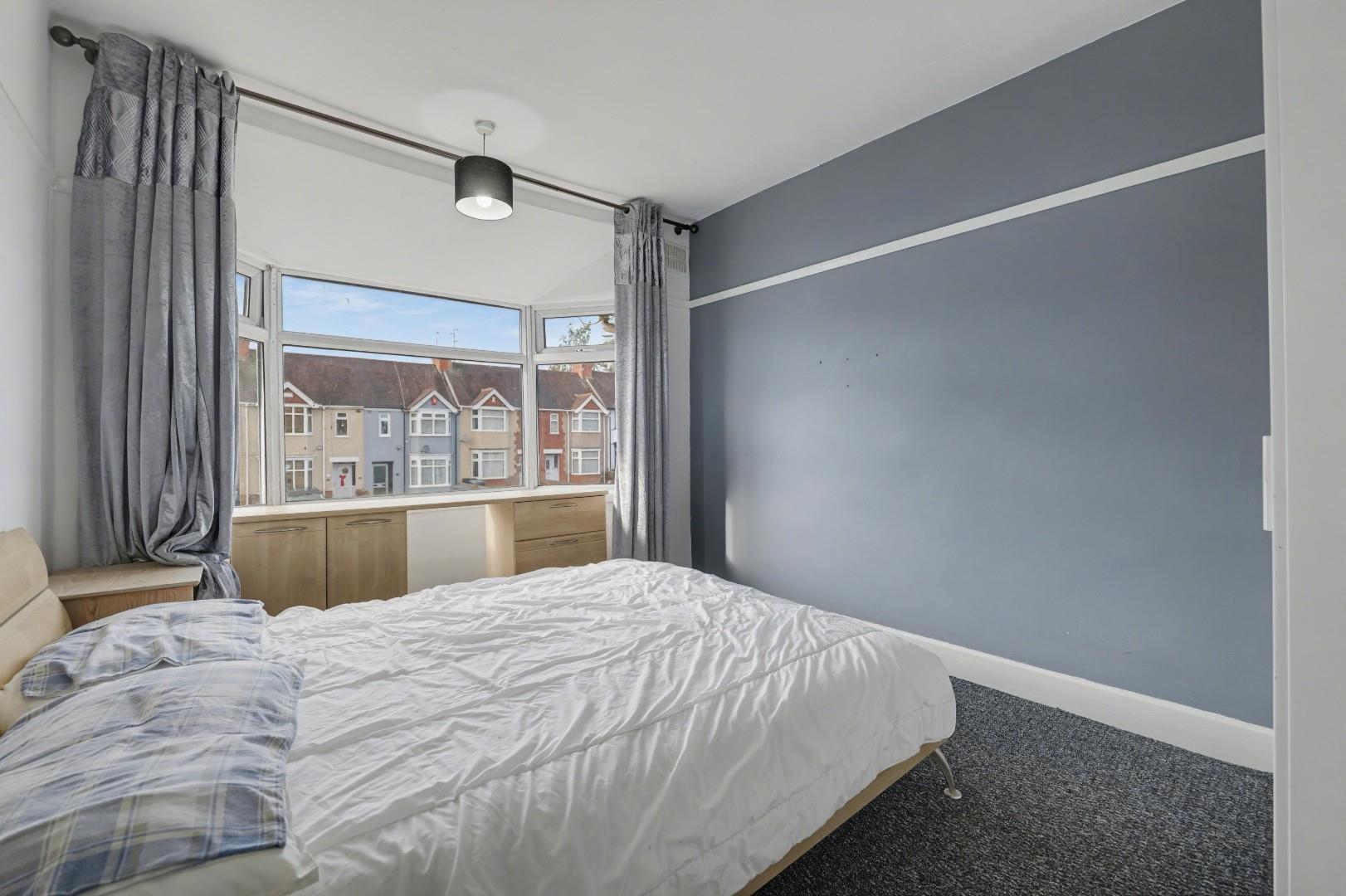 3 bedroom mid-terraced house for sale, Sewall Highway, Coventry, CV6