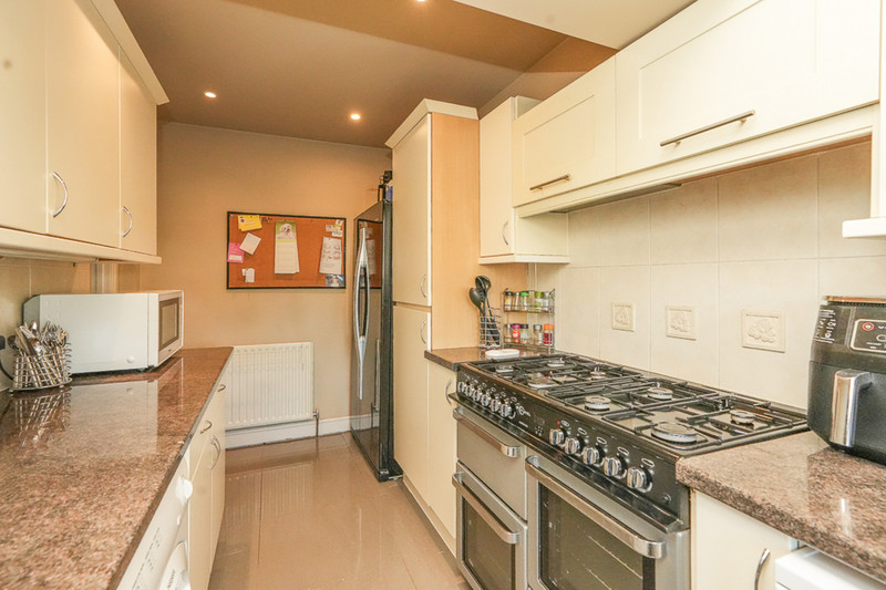 4 bedroom for sale, Holmswood, Canvey Island, SS8, photo 15 of 18