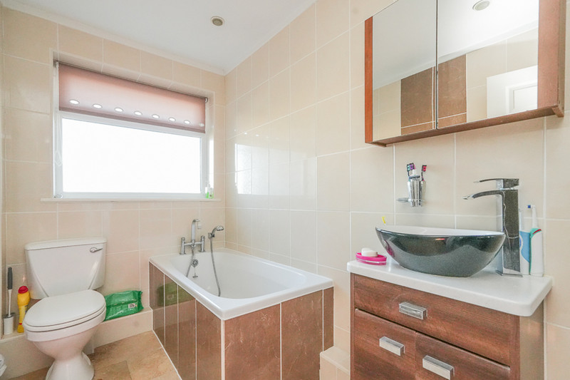 4 bedroom for sale, Holmswood, Canvey Island, SS8, photo 8 of 18