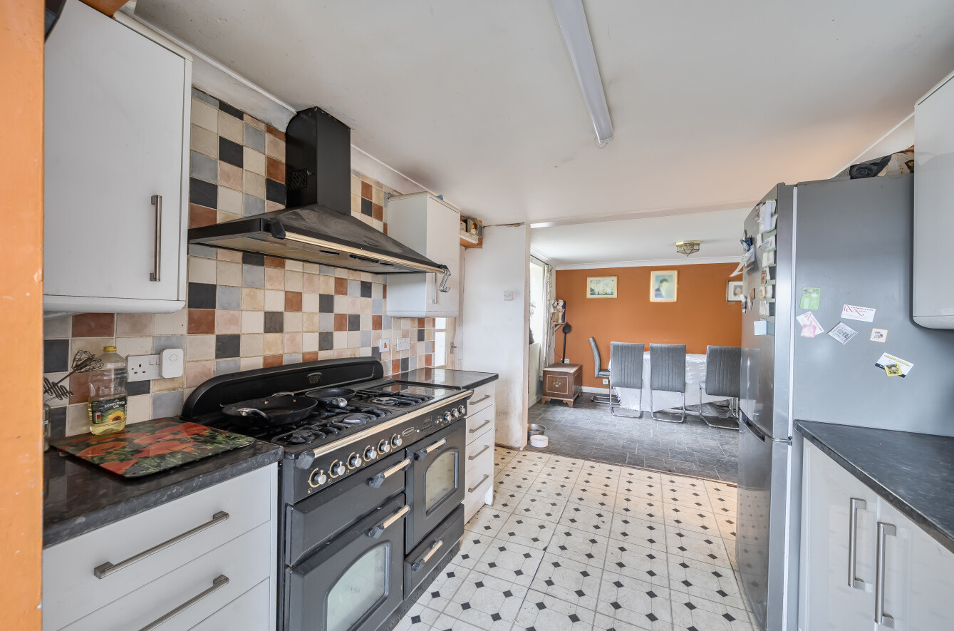4 bedroom detached bungalow for sale, Caegwyllt, Kidwelly, SA17