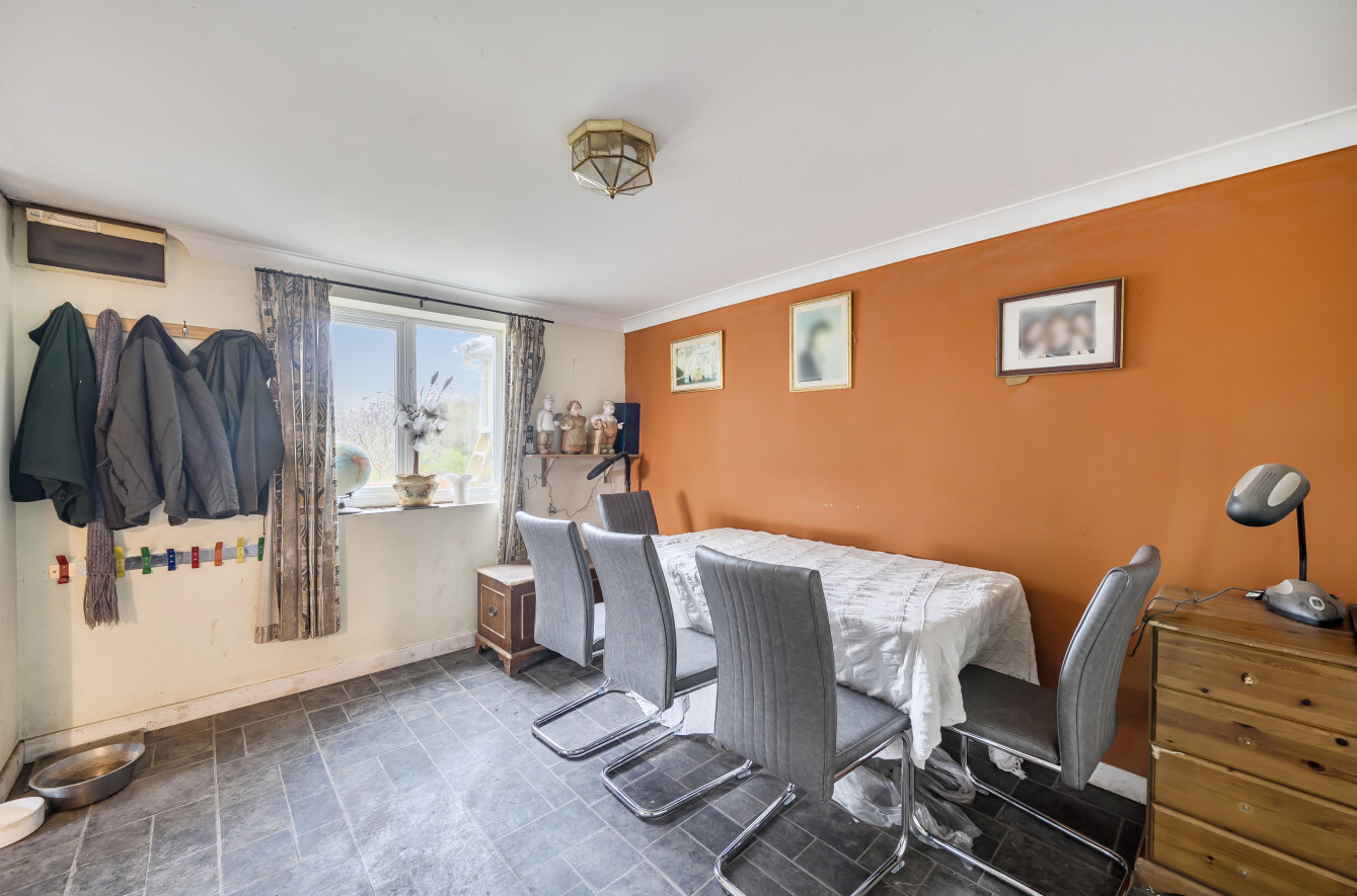 4 bedroom detached bungalow for sale, Caegwyllt, Kidwelly, SA17