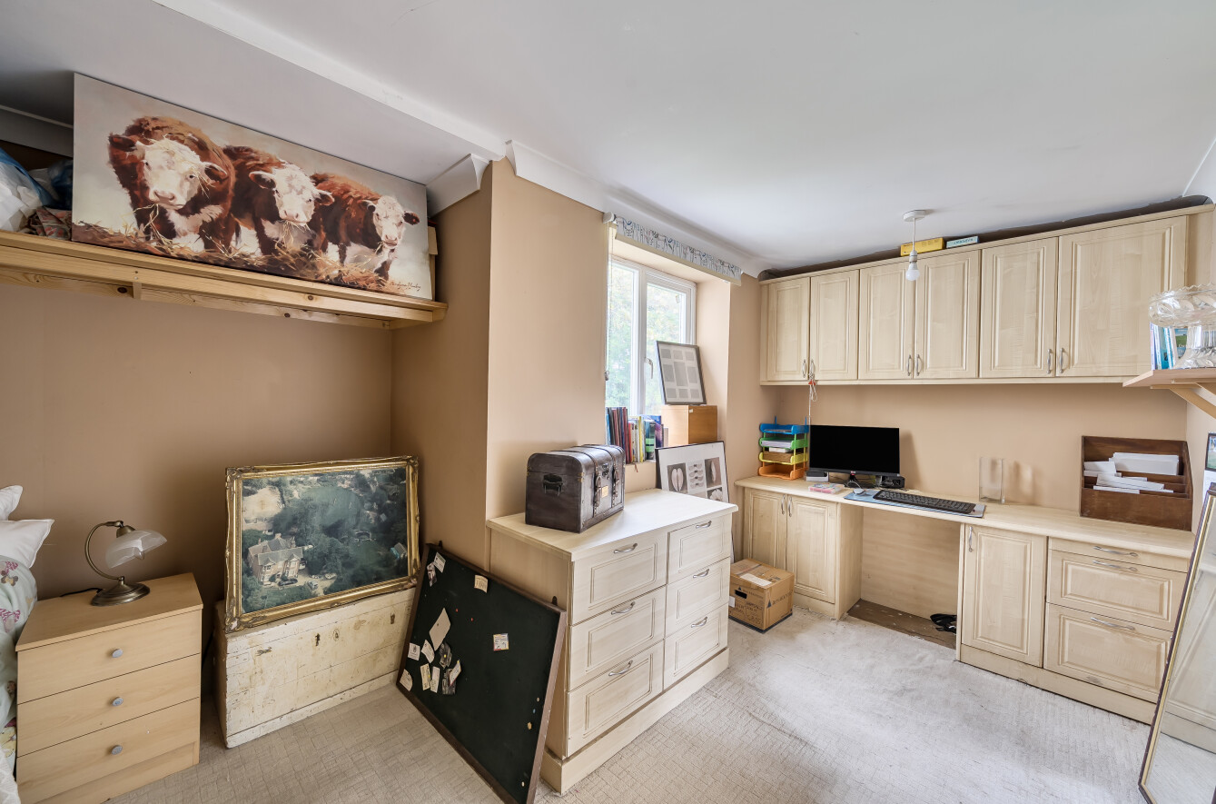 4 bedroom detached bungalow for sale, Caegwyllt, Kidwelly, SA17