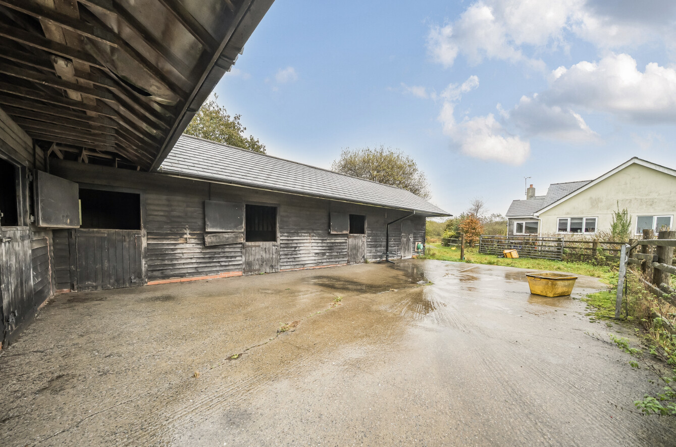 4 bedroom detached bungalow for sale, Caegwyllt, Kidwelly, SA17