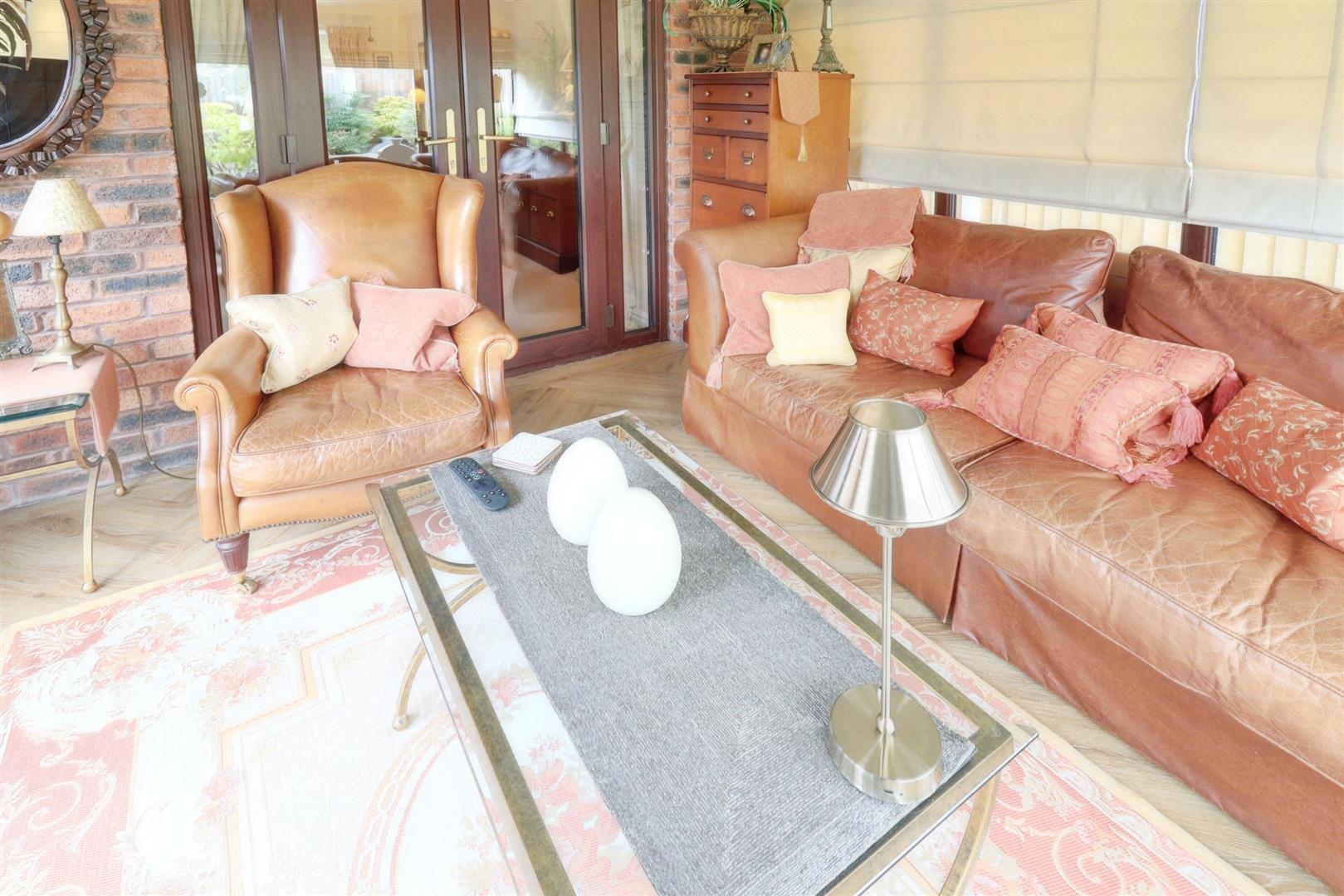 4 bedroom house for sale, Oakhurst Drive, Crewe, CW2, photo 7 of 20