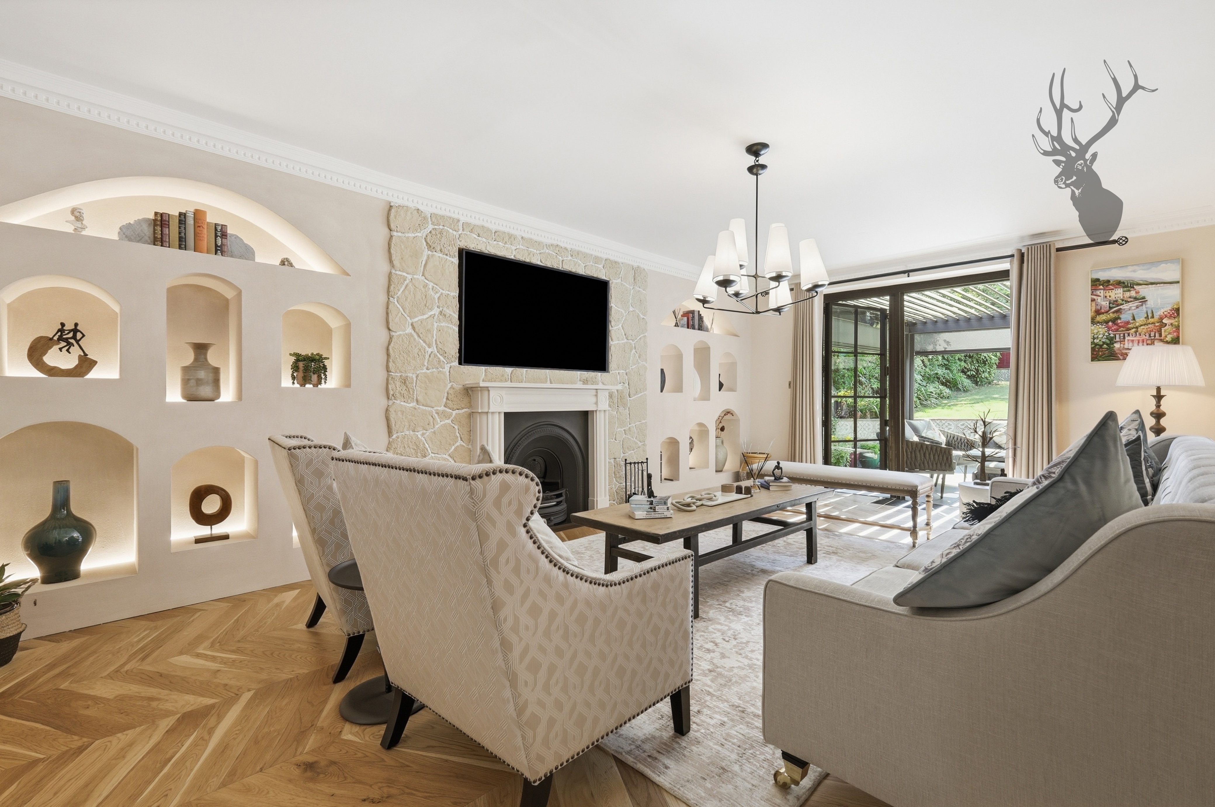 5 bedroom detached house for sale, Dukes Avenue, Epping, CM16, photo 2