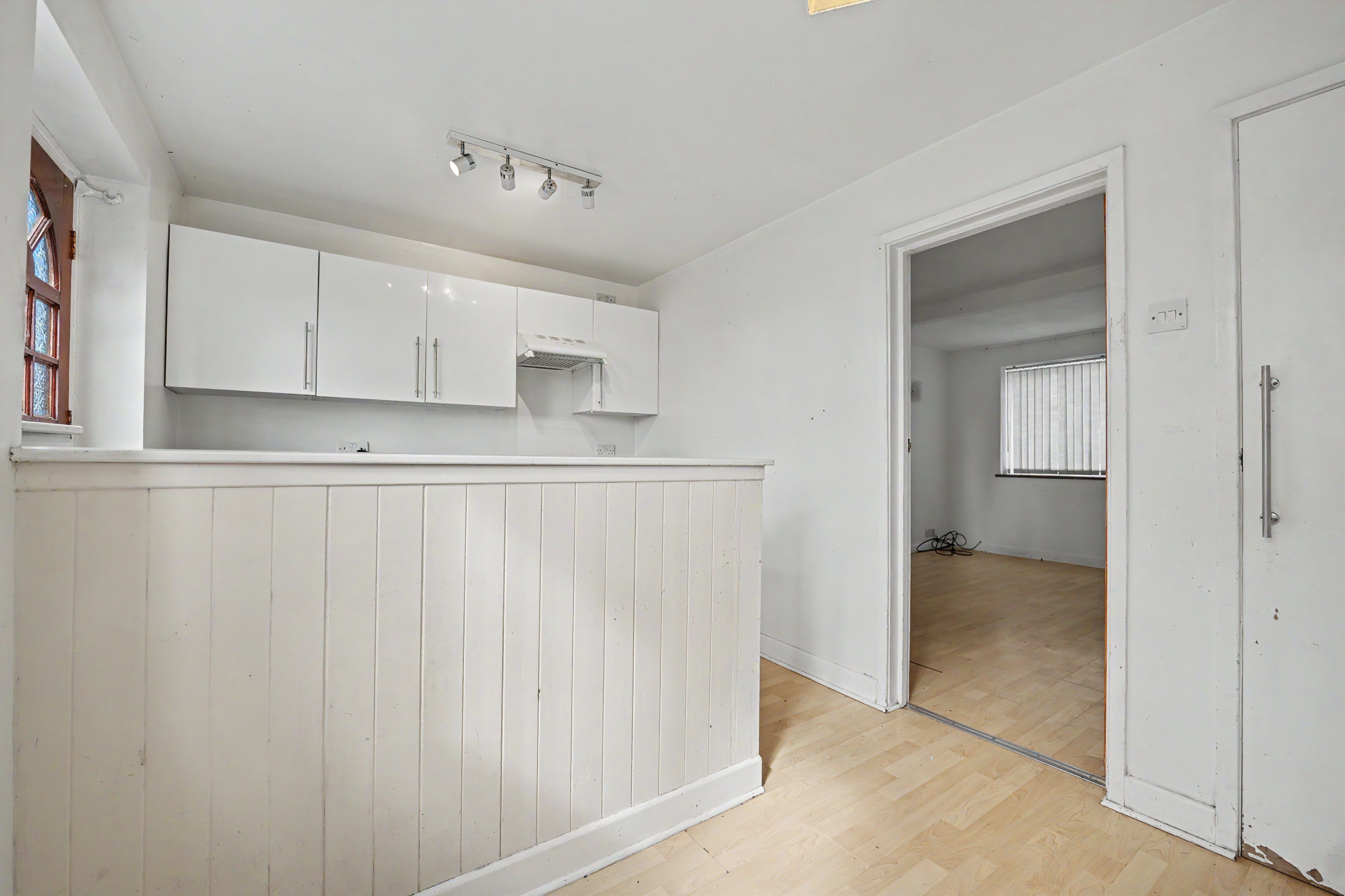 2 bedroom mid-terraced house for sale, Denham Avenue, Coventry, CV5
