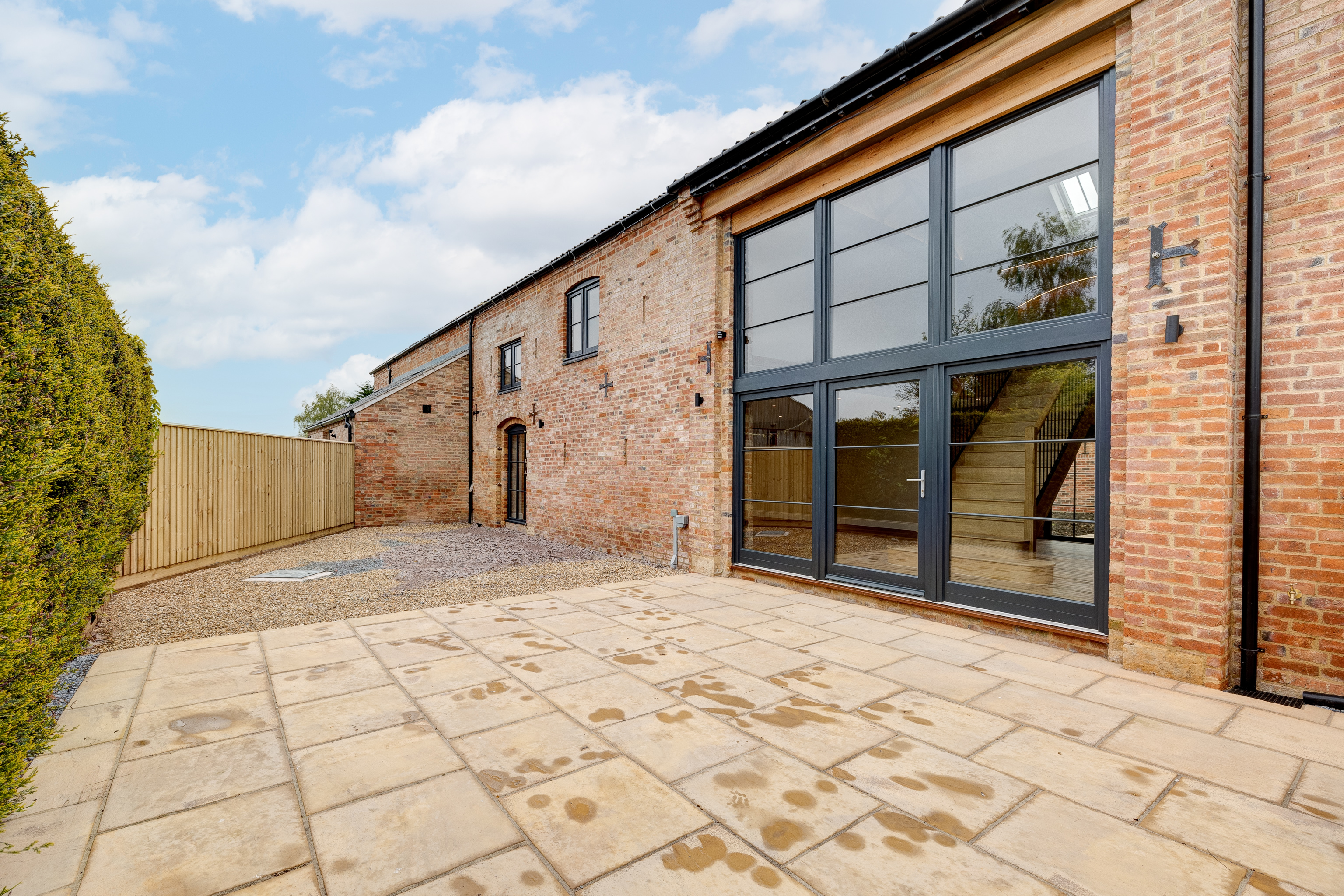 3 bedroom barn conversion for sale, The Granary 2a Post Office Lane, Nottingham, NG13