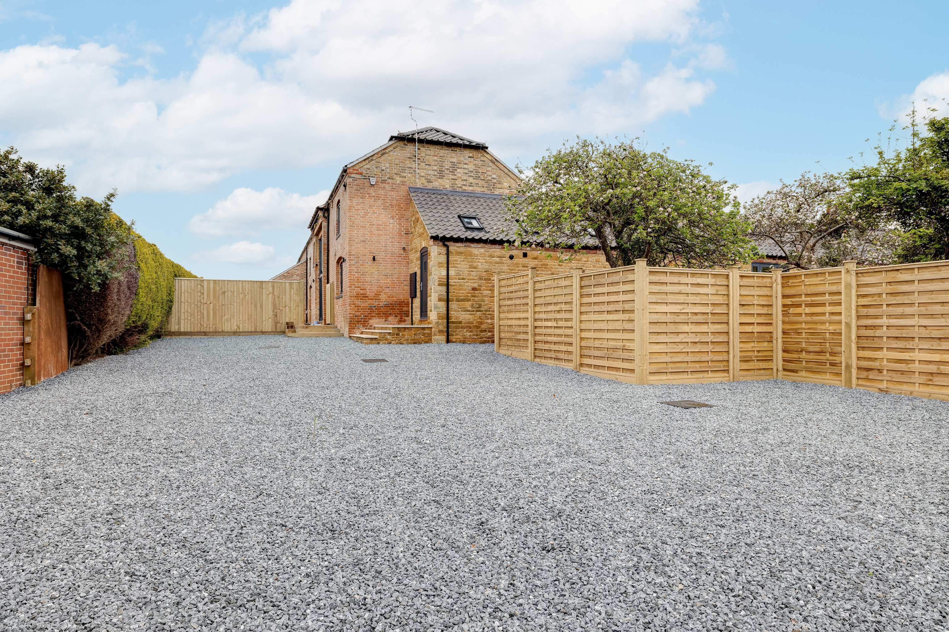 3 bedroom barn conversion for sale, The Granary 2a Post Office Lane, Nottingham, NG13